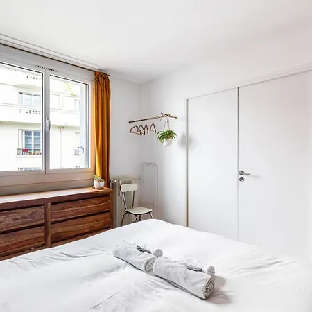Apartment Guestready - Skyline Serenity Near Famous Hotspots *